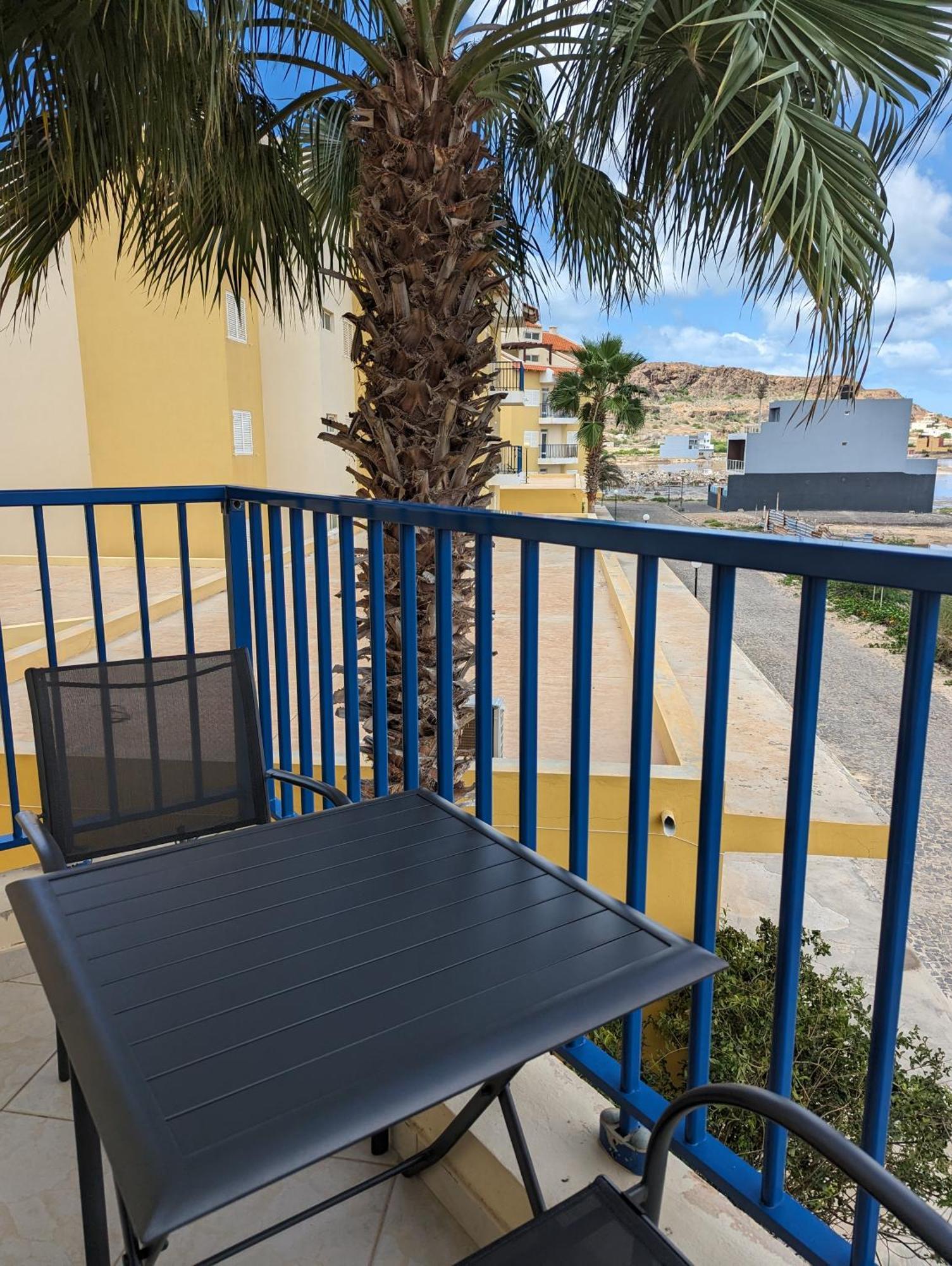Vila Cabral 2 Apartments - Ac Sal Rei Exteriör bild